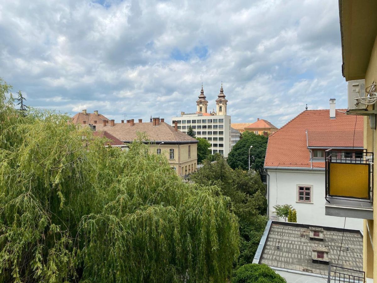 RÉS Apartman Eger Exterior foto